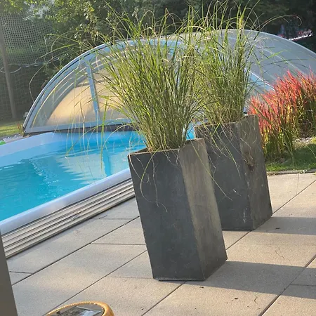 Pool & Lake Holiday Home Markkleeberg Esterno foto