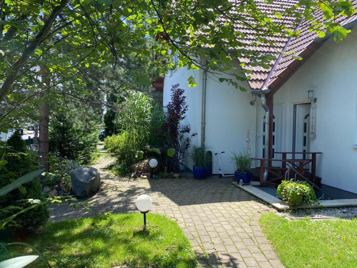 Pool & Ferienhaus *